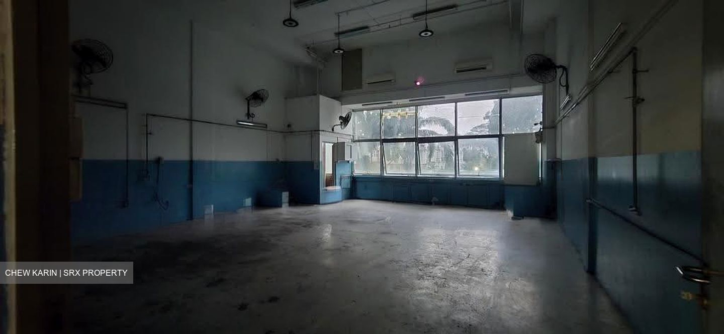 WCEGA Plaza (D23), Factory #638080371